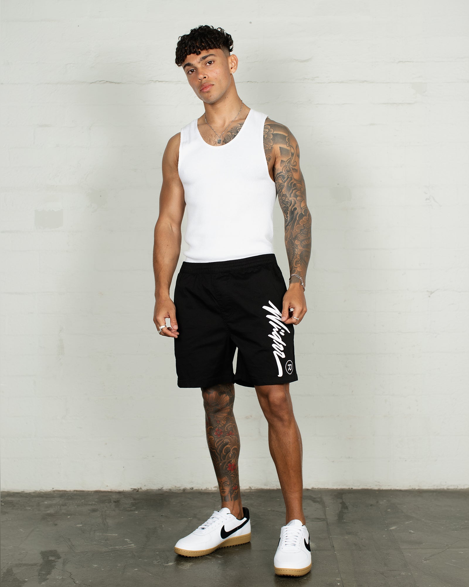 OFFEND BEACH SHORT - BLACK