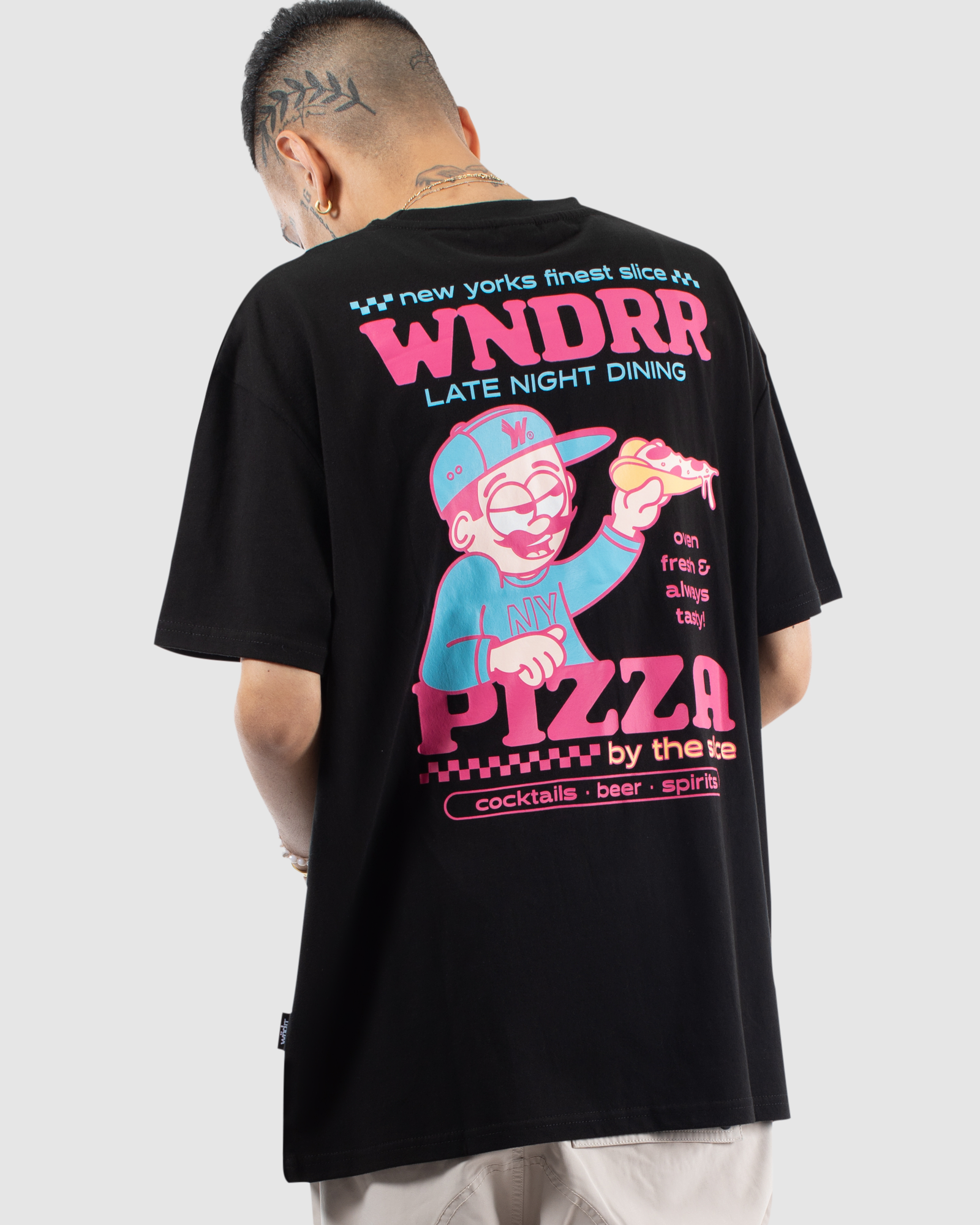 FINEST SLICE BOX FIT TEE - BLACK