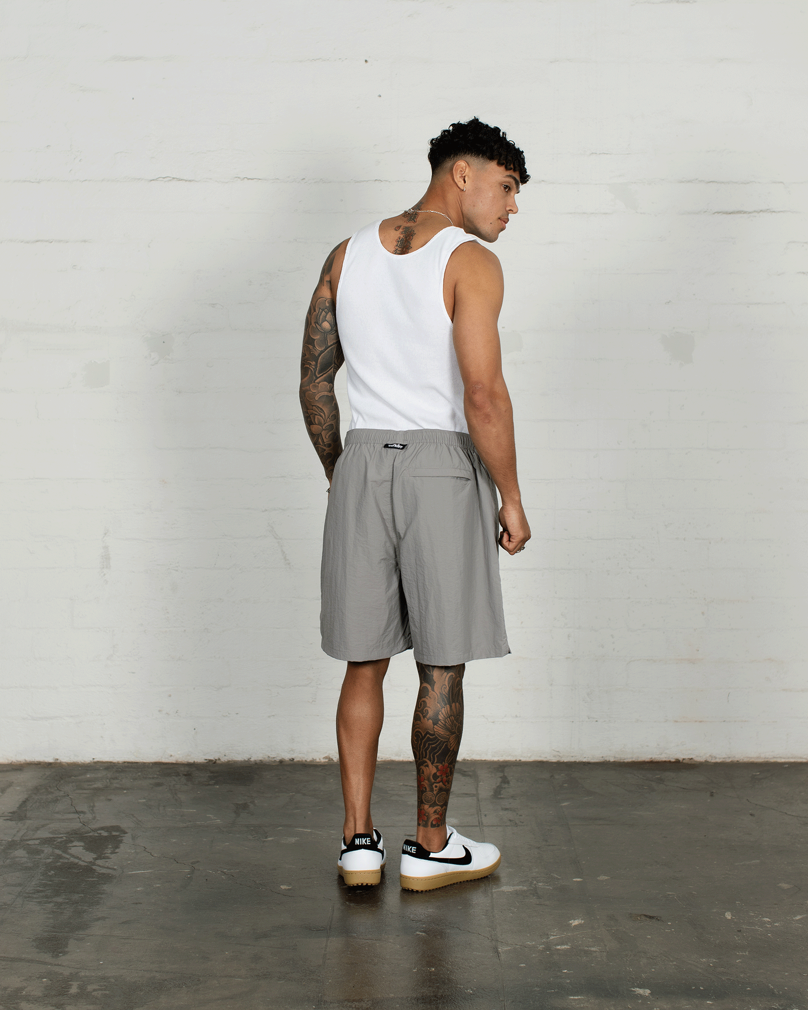 ACCENT SWIM SHORT - CEMENT GREY