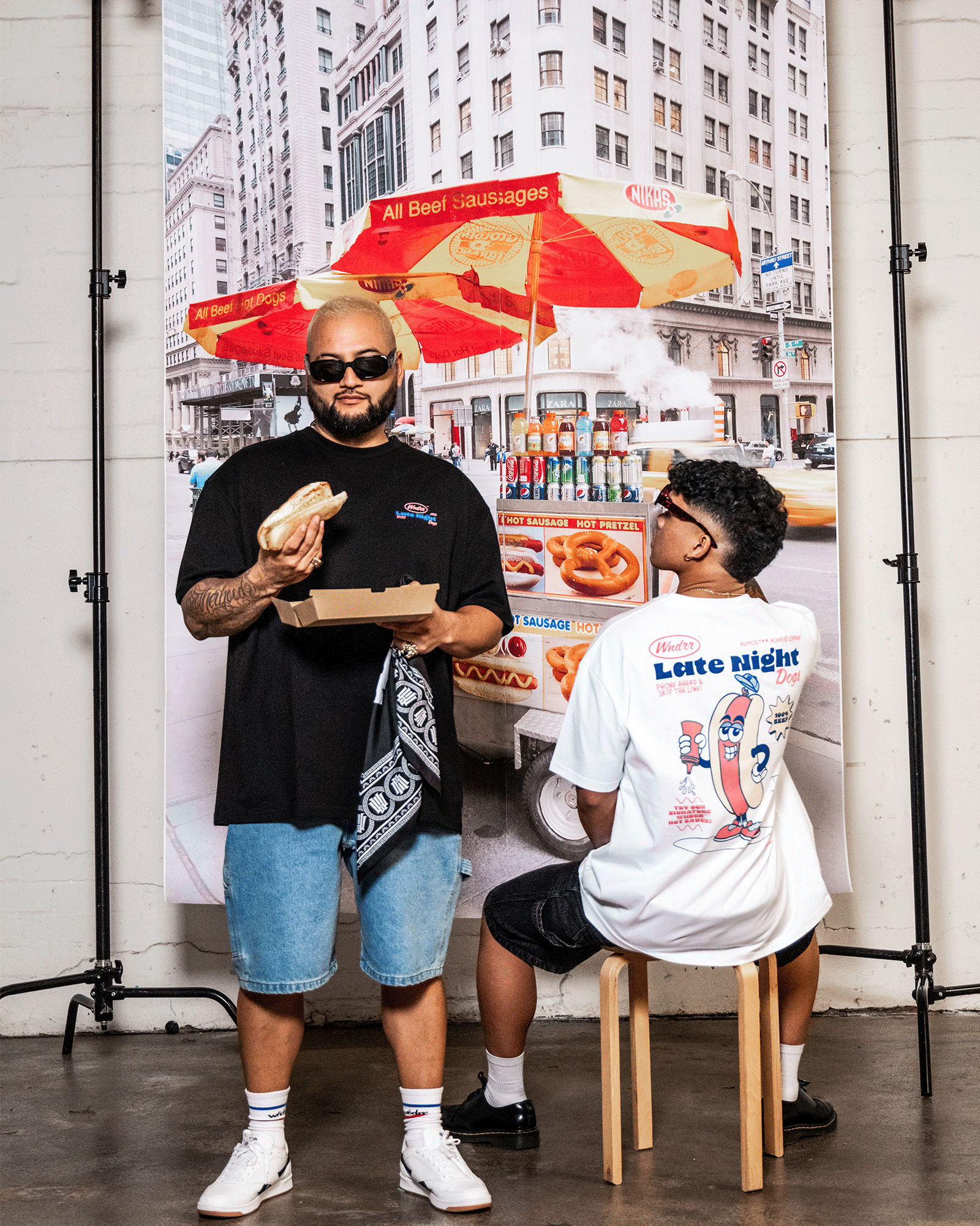 HOT DOG BOX FIT TEE - WHITE