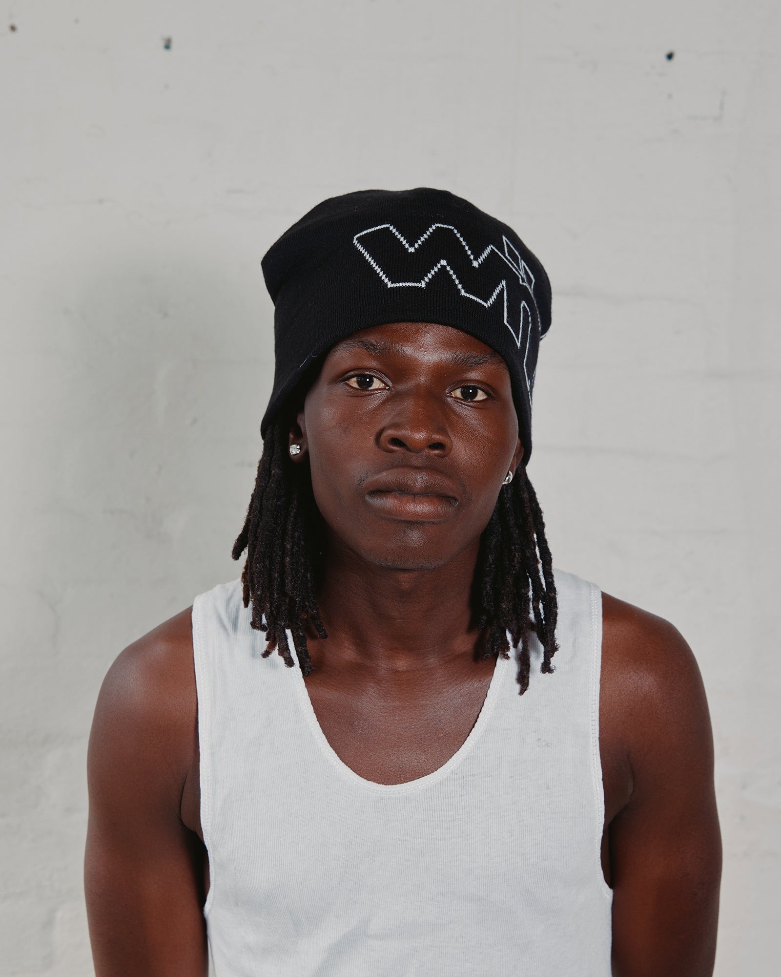 ACCENT SKULL BEANIE - BLACK