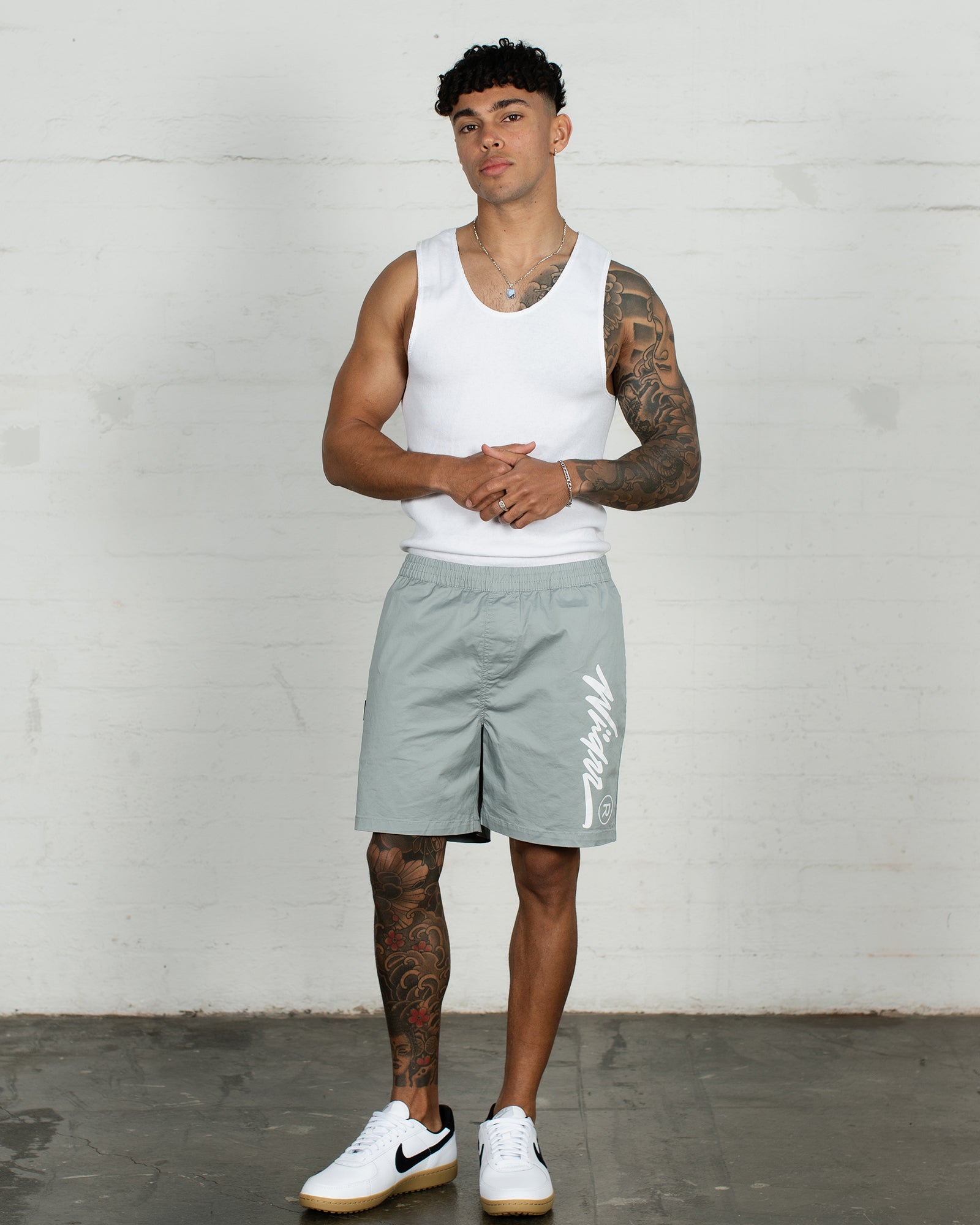 OFFEND BEACH SHORT - CEMENT GREY