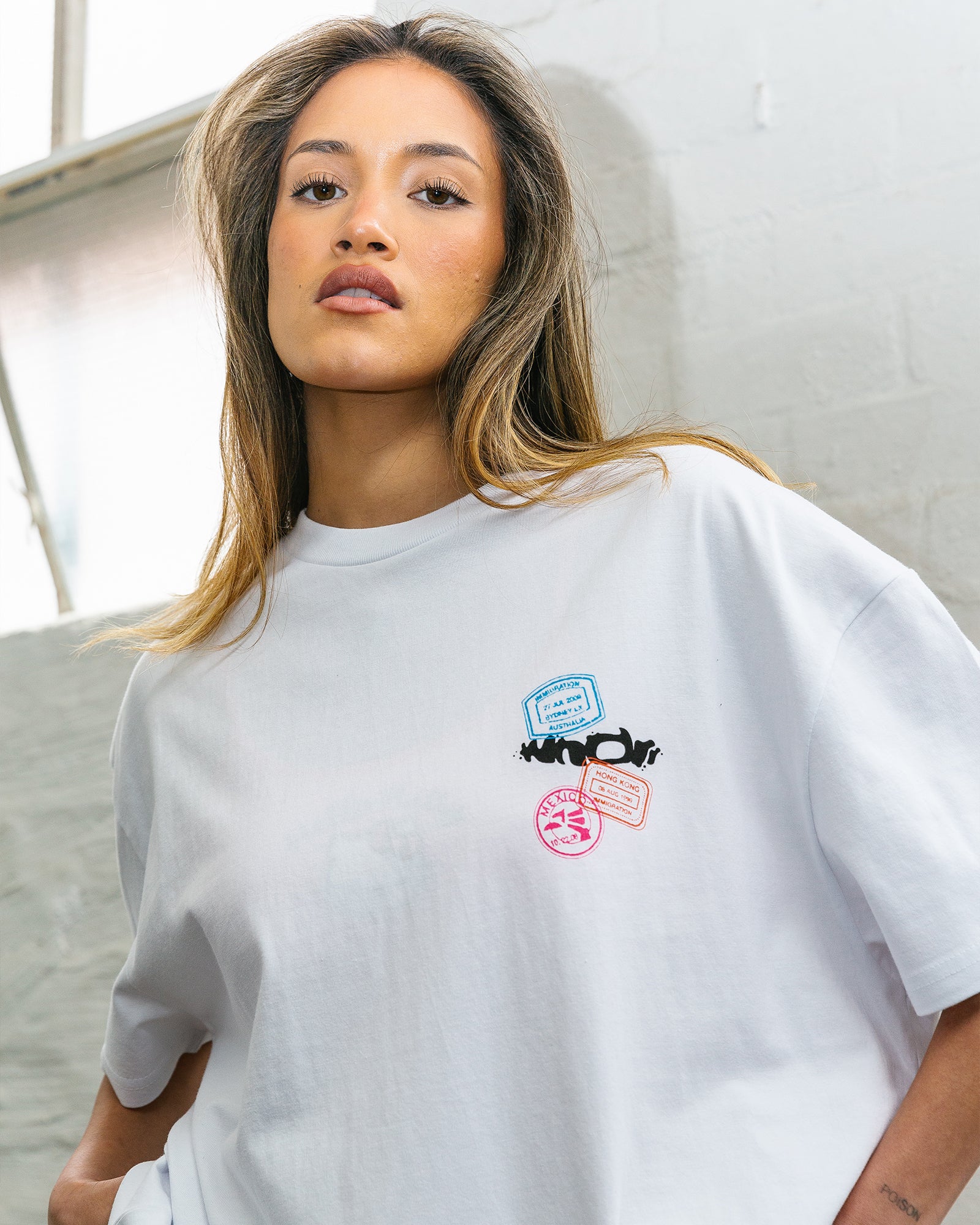 STAMP BOX FIT TEE - WHITE